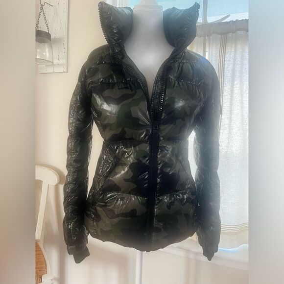 S13 NewYork Camouflage shiny Puffer Jacket; Size Small, perfect condition! - Picture 9 of 11